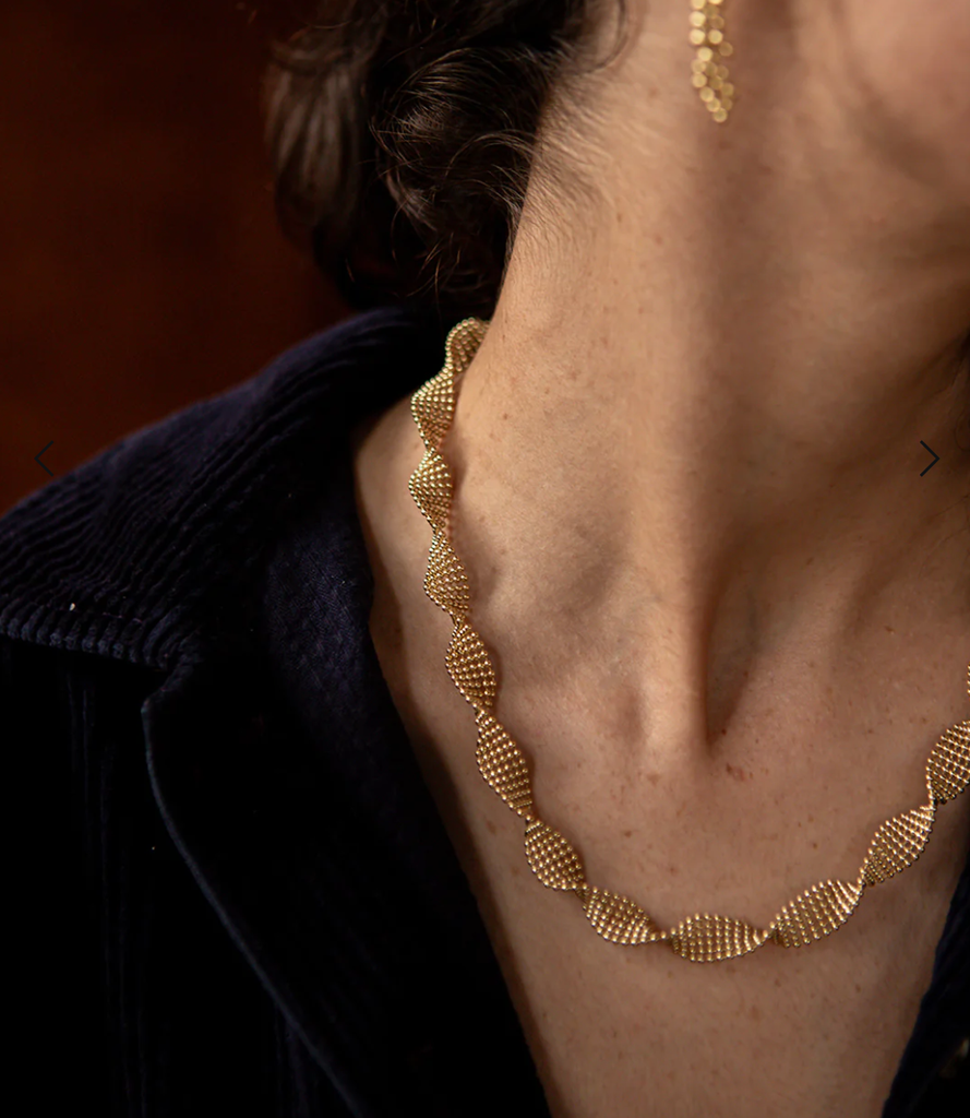 [Judith Benita] Collier Woven