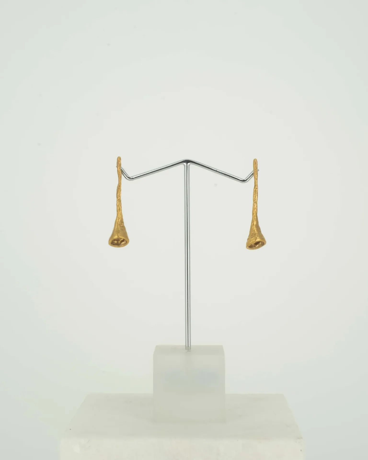 [Volpi] Oorstekers Bronzen Tulp