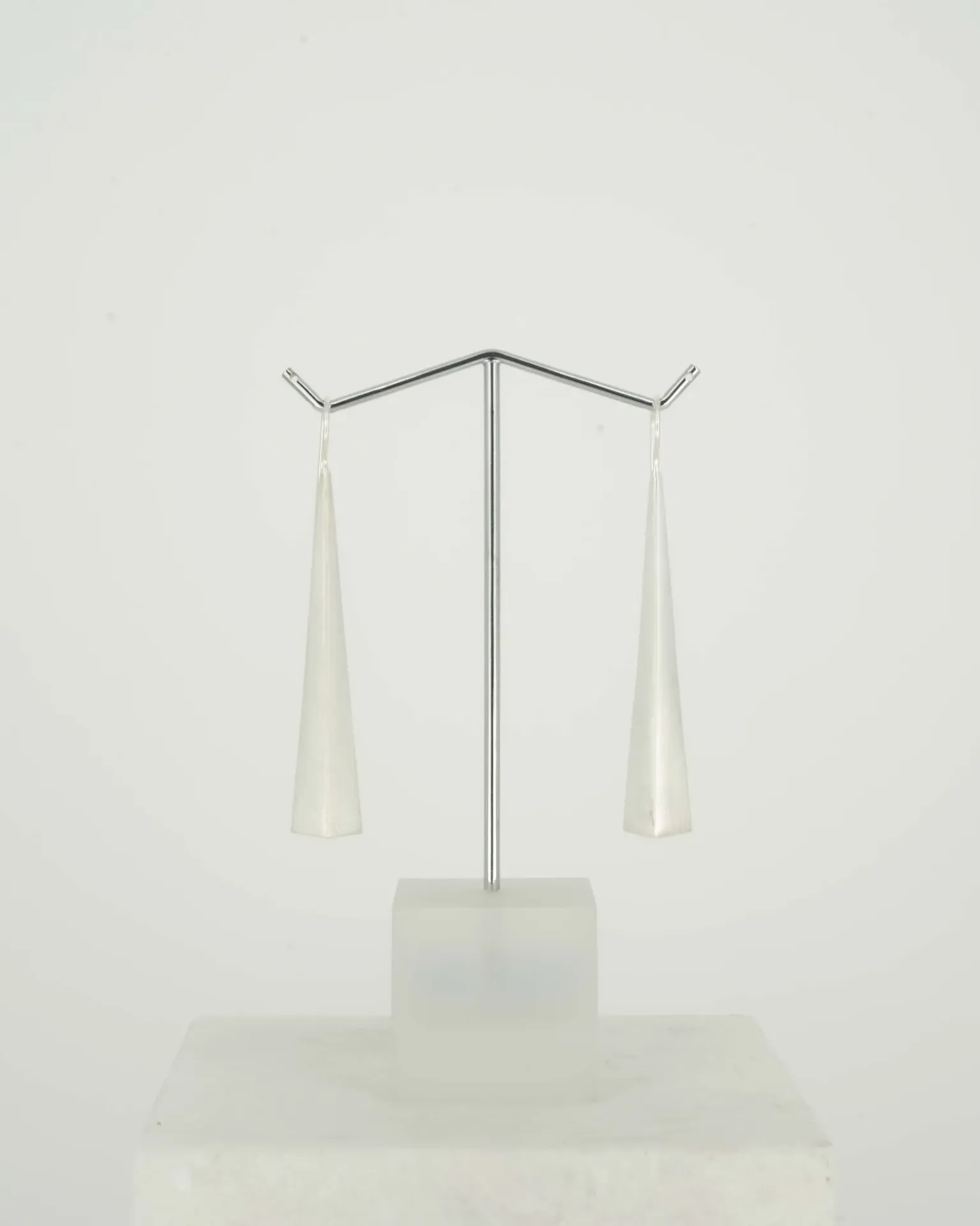 Oorhaken Piramide Zilver