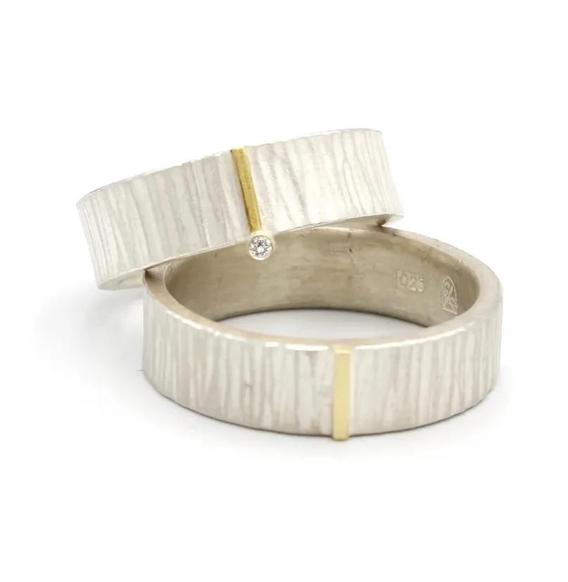 Ring Goudplaat Diamant Gehamerd